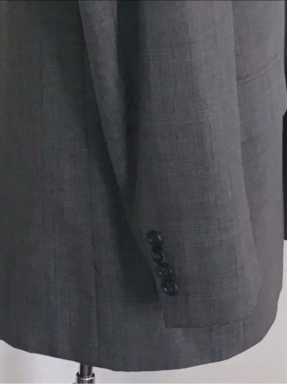 Jos. A. Bank Gray Wool Windowpane Plaid Two Button Notch Collar Blazer 43R EUC